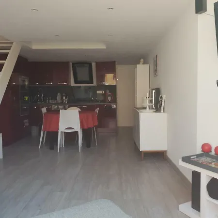 Studio Type Loft De 45m² Emplacement Ideal